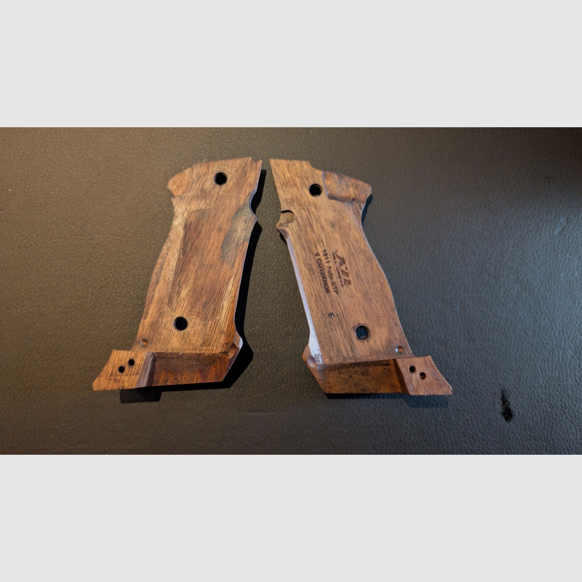 Karl Nill Griffschalen 1911 und Klone
