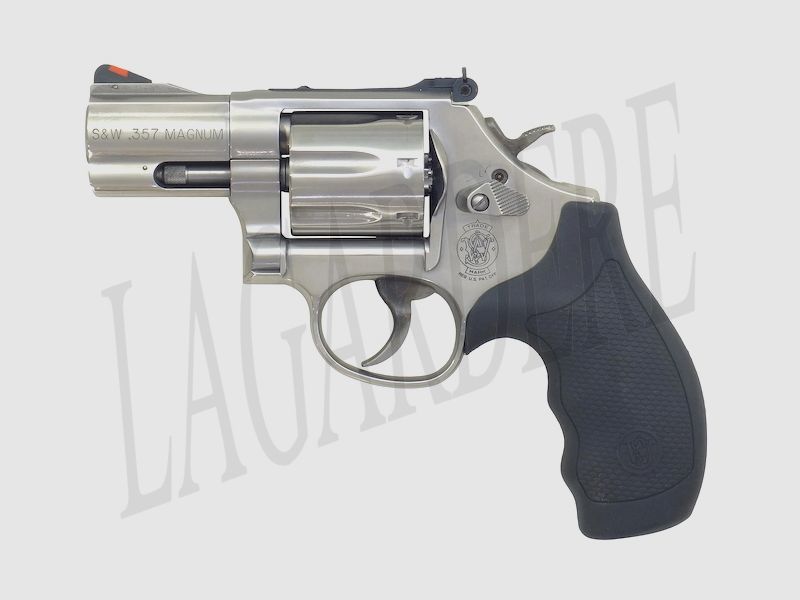 SMITH & WESSON 686-6, 7 COUPS, 2,5&Prime;(REVOLVER)