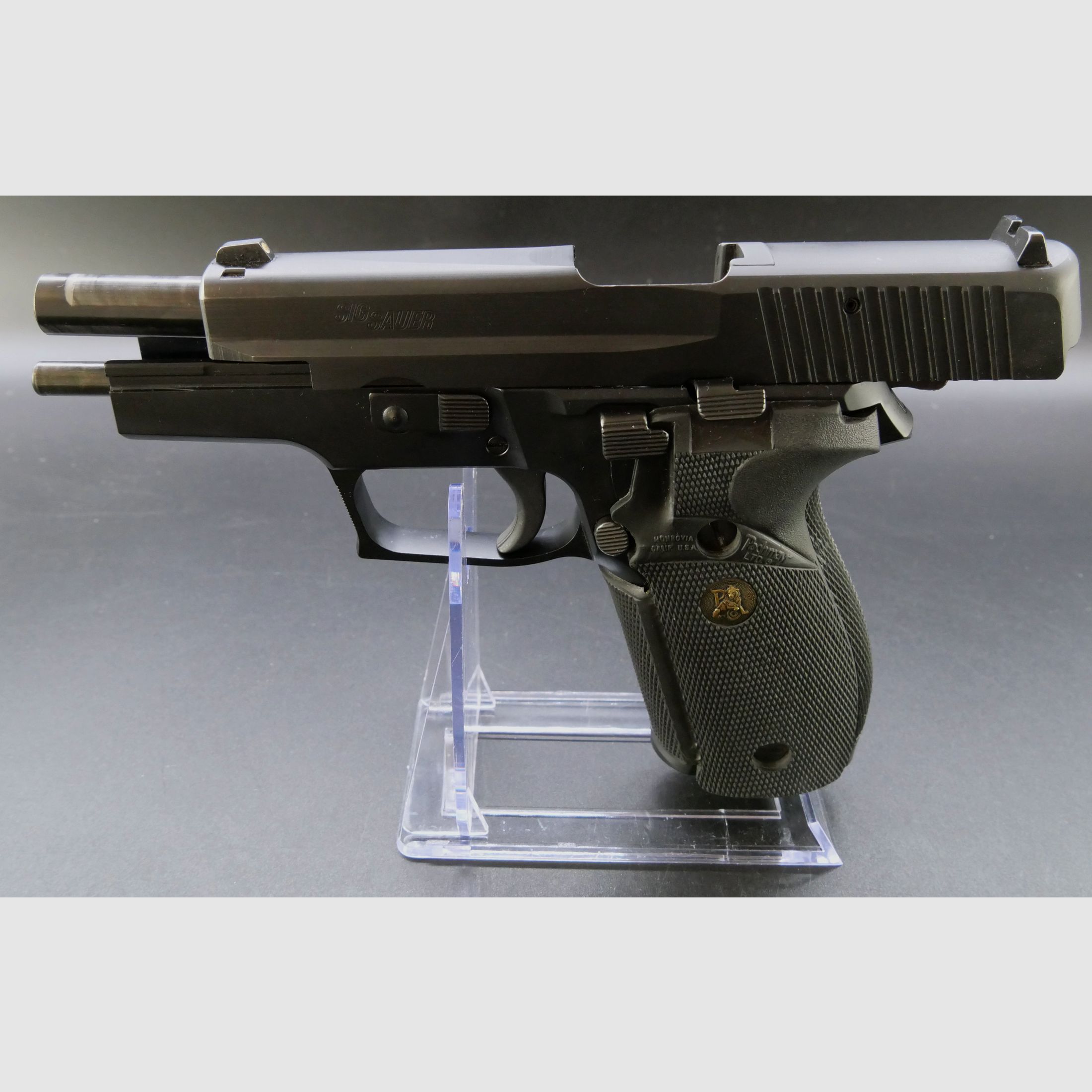 Sig Sauer P226 4,4"; Beschuss: 1992 in Kiel