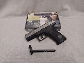 Beretta APX Bicolor / 4,5 mm BB / BlowBack / CO2 / Pistole / OVP (44)
