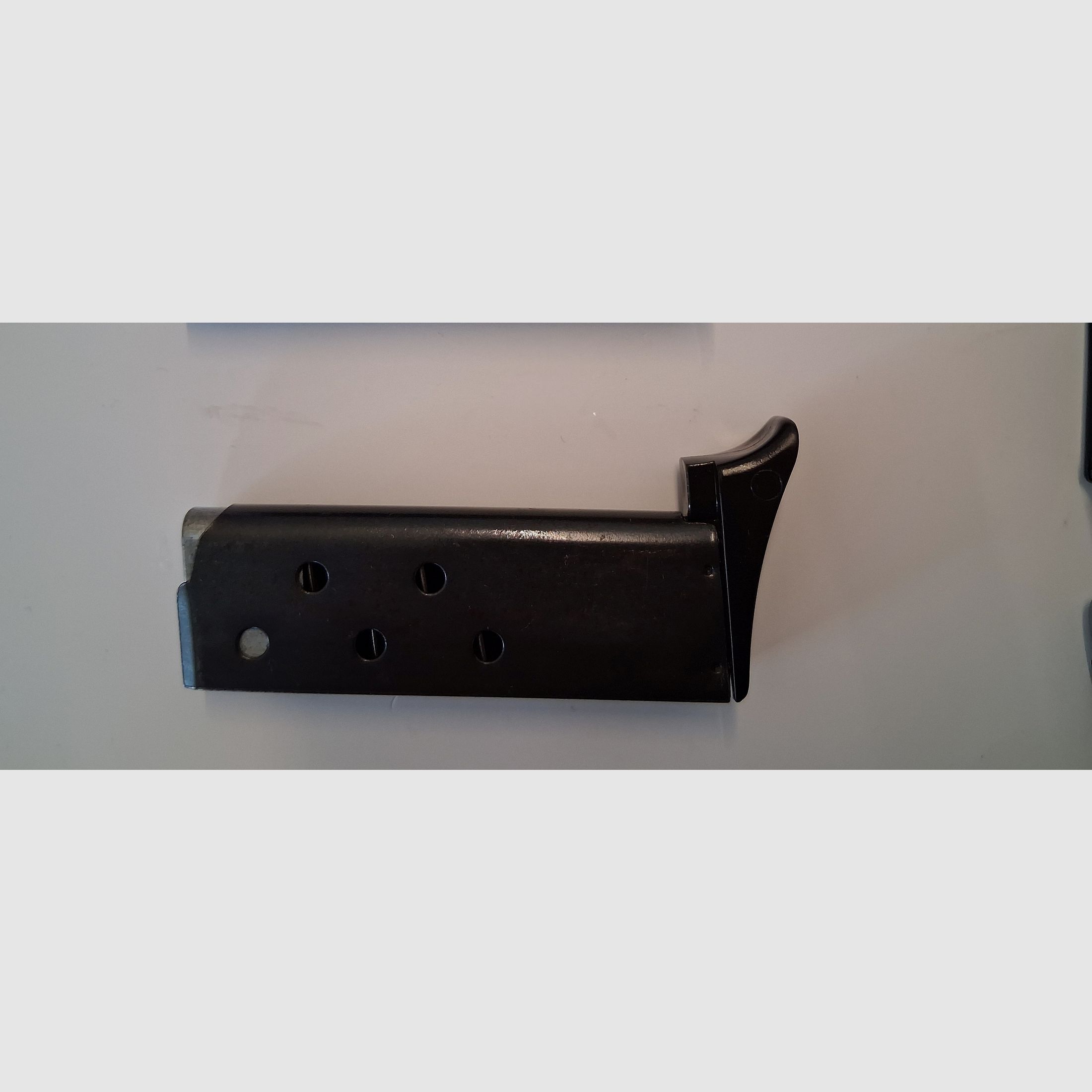 Magazin für Reck P6 Kal. 8 mm P.A.K., (neuwertig)