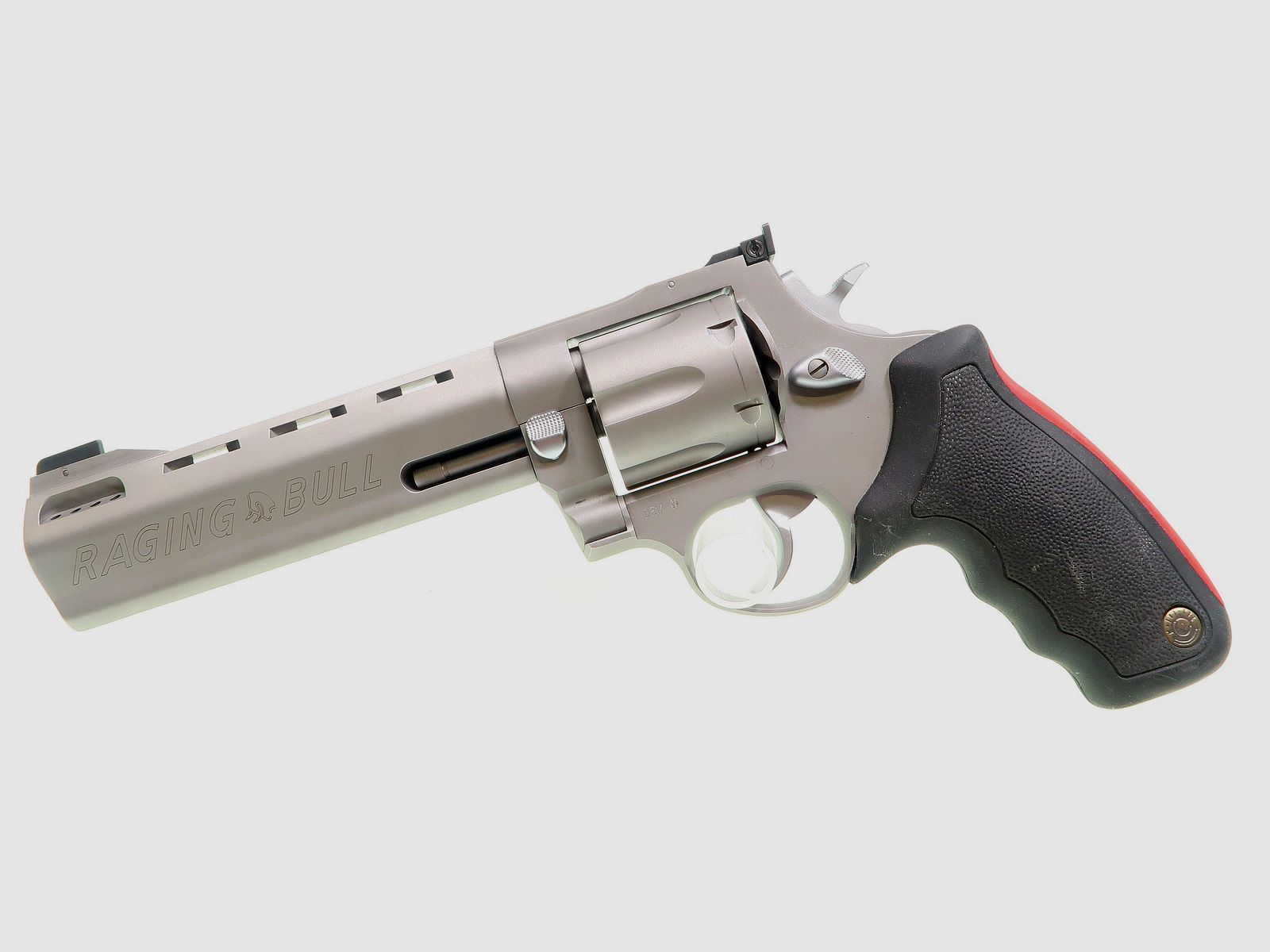 Taurus Raging Bull 44MAGNUM