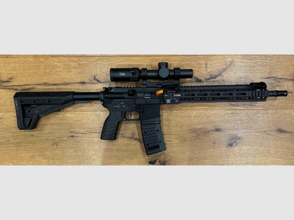 Oberland Arms OA-15 PR M4, 14.5 barrel .223Rem/5.56x45 with optics