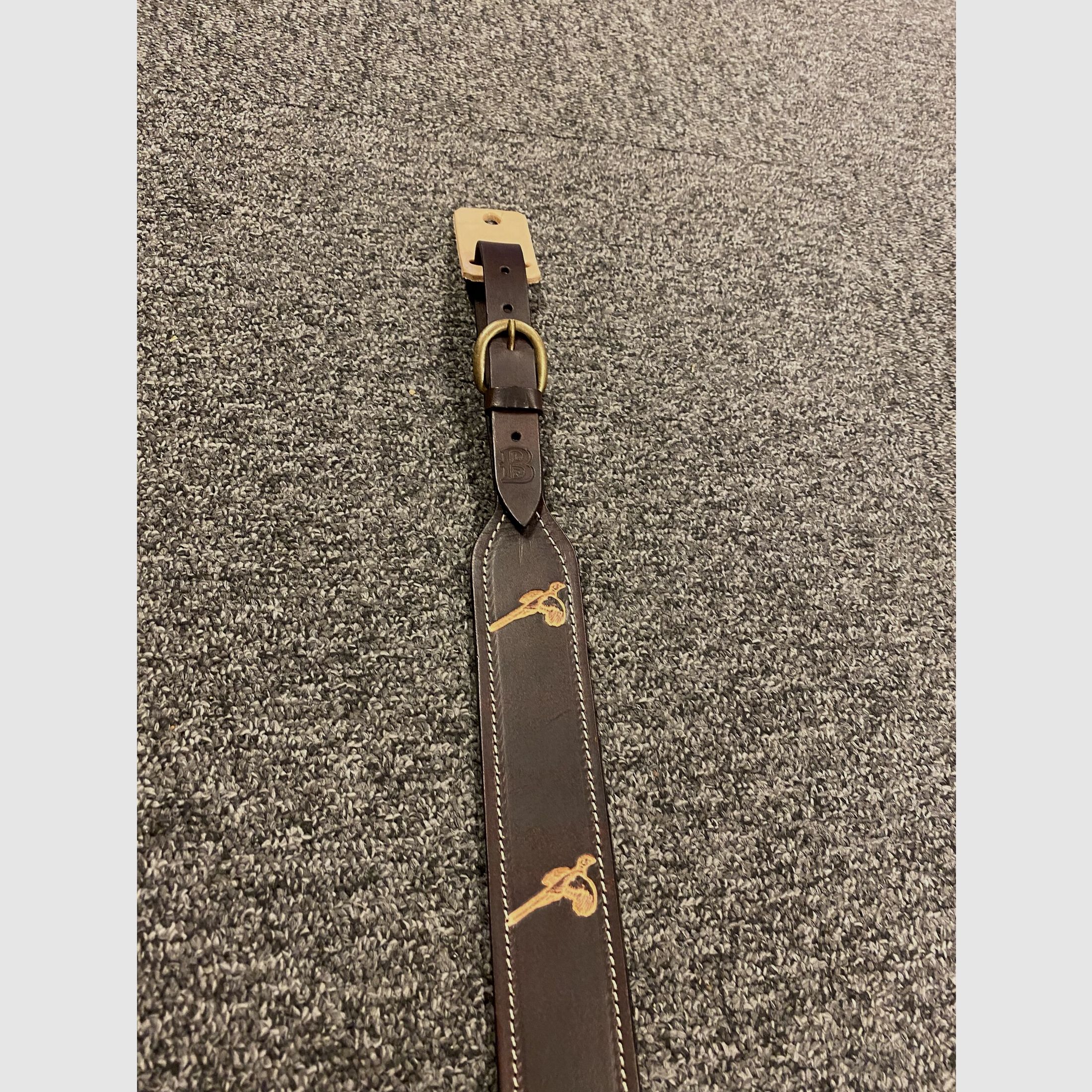 Embossed brown leather rifle sling, neoprene and pheasant engraving – BLF HUNTING, image 2 of 2