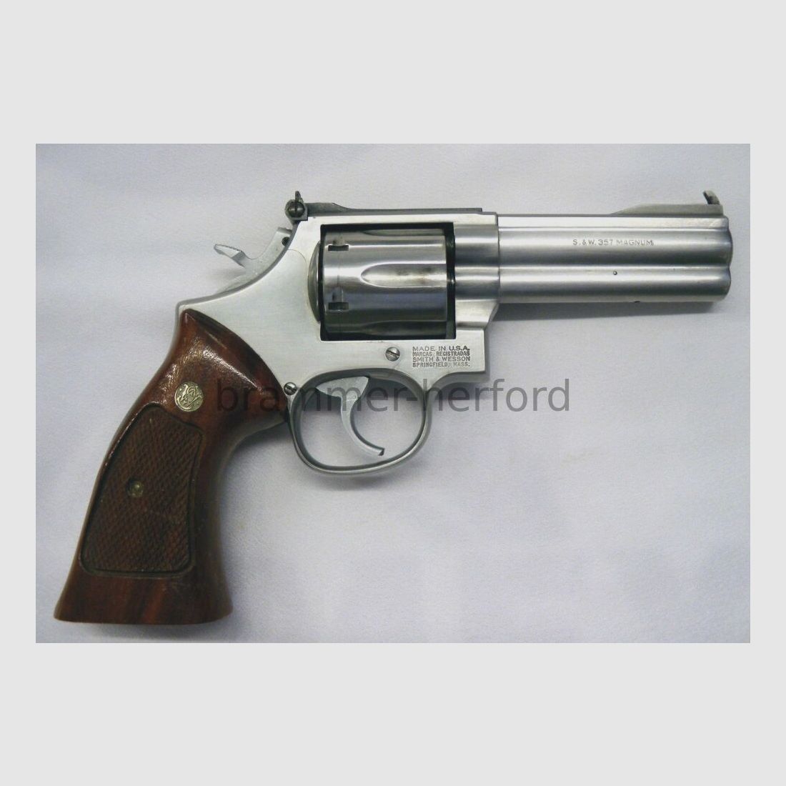 Smith & Wesson 686-3 (1)