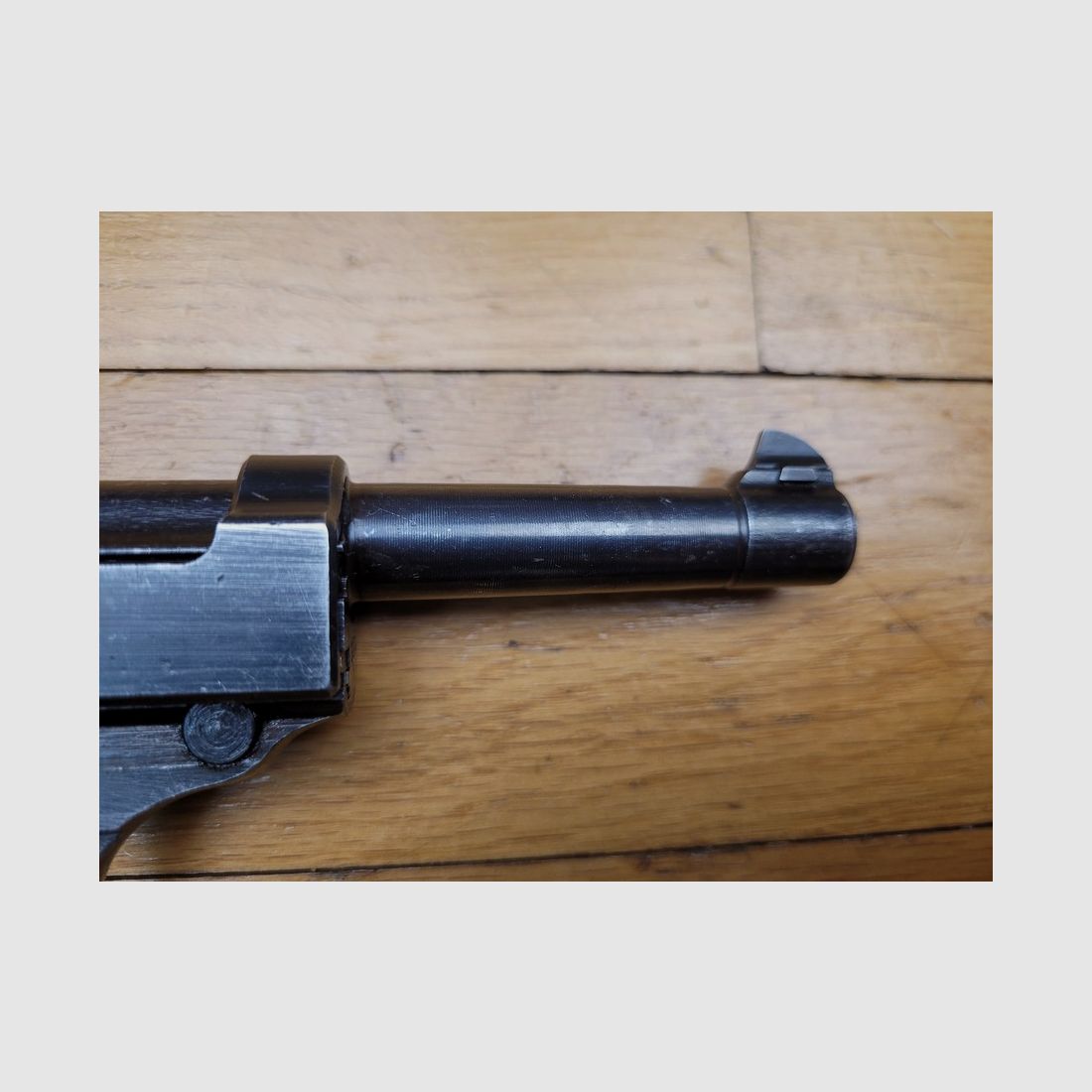 Sehr schöner Walther P38 Pistol – Seltene Mauser-Fertigung während der französischen Besatzung für Indochina – Seltenes Code SVW46 – Originalbrünierung – Mono-Seriennummer – TBE +, Bild 18 von 18