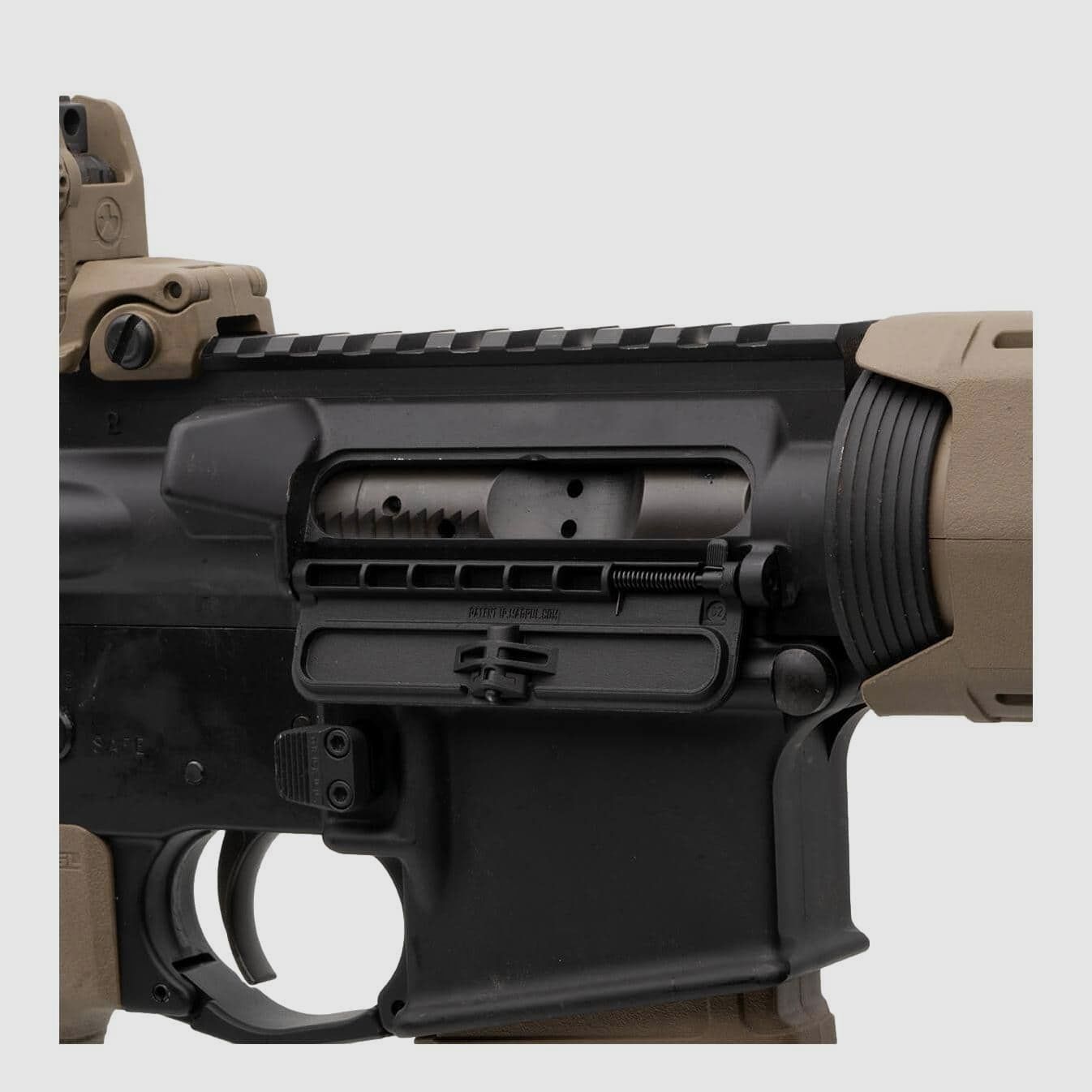 Magpul Enhanced Ejection Port Cover AR15/M4, Bild 2 von 3