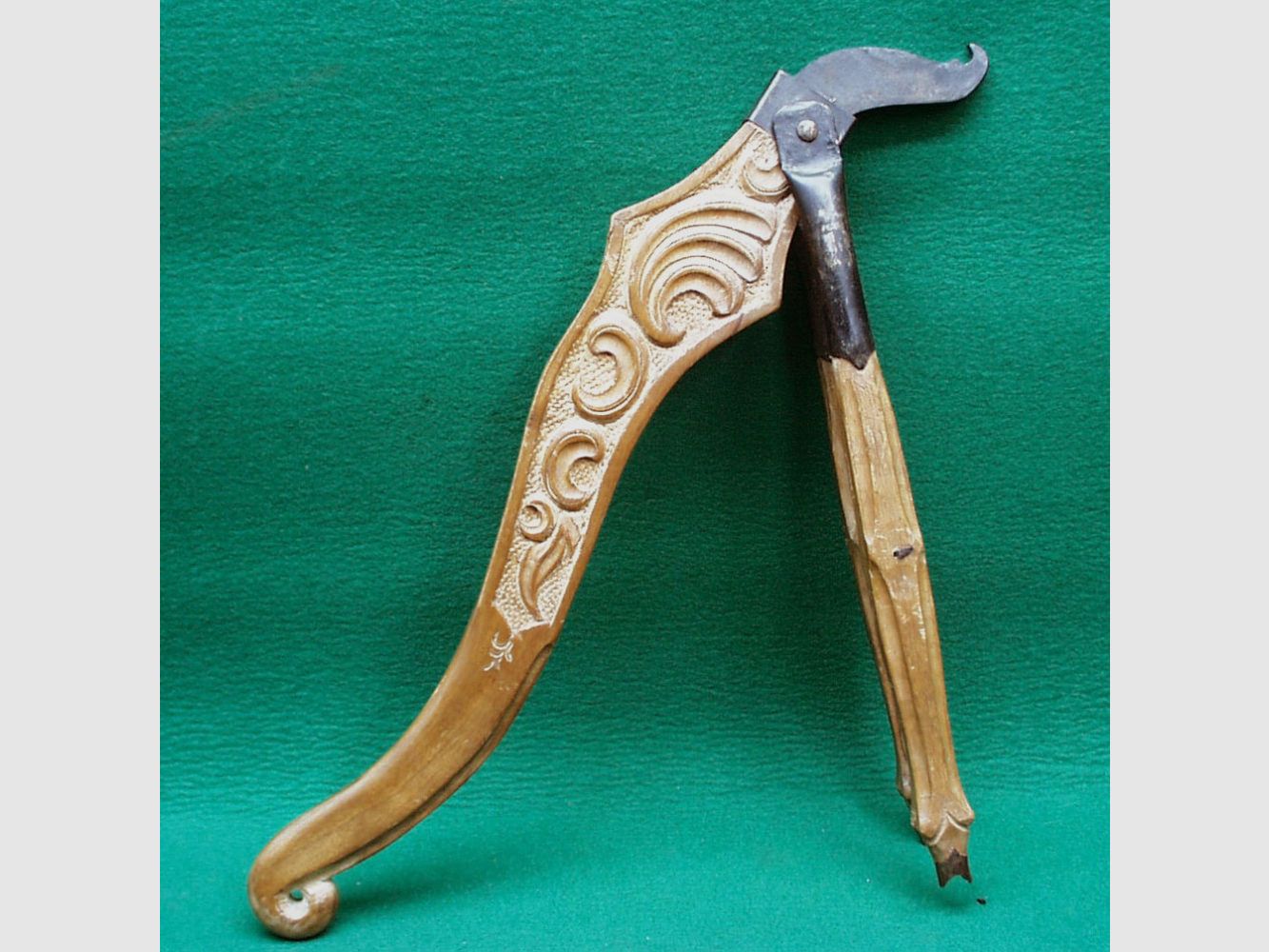 Custom Made	 Jagdarmbrust