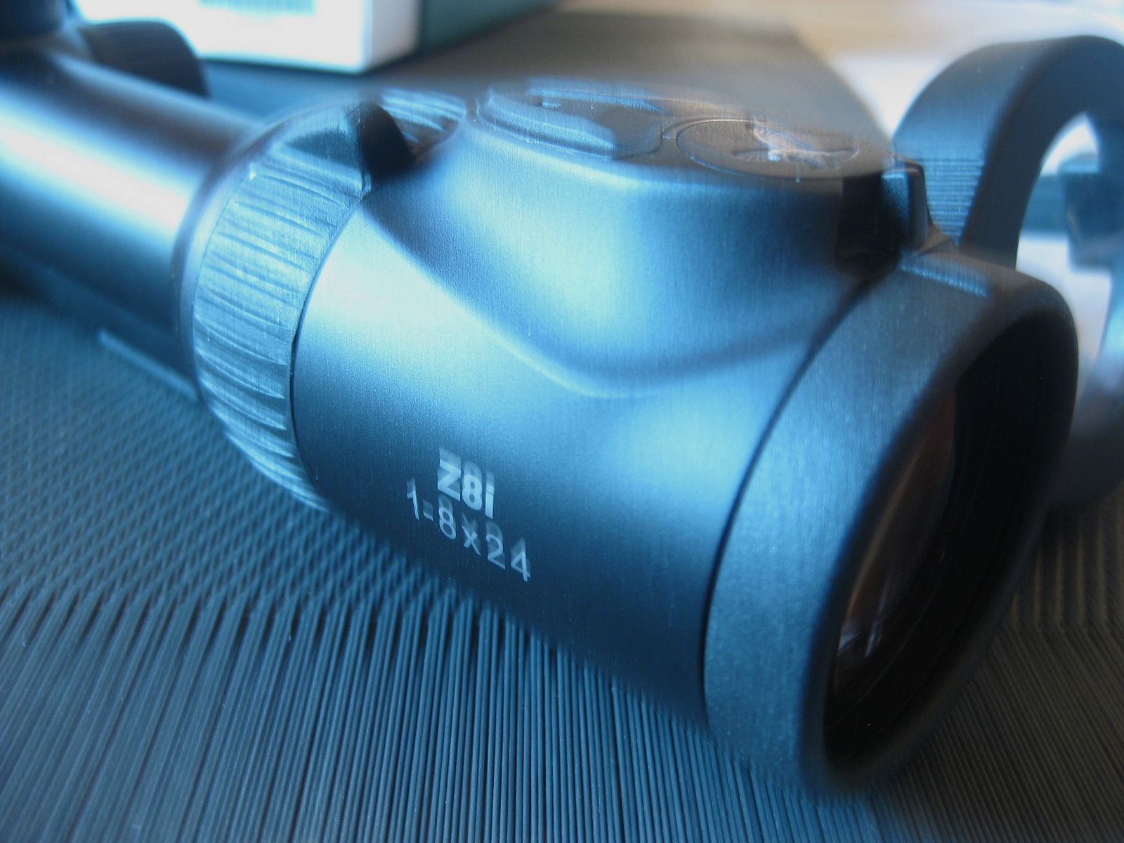 LIKE NEW TOP Swarovski Z8i as 1 - 8 x 24 SR Abs. 4A-i and orig. Blaser saddle mount (high)! No ZEISS-LEICA-SAUER-MAUSER-GPO