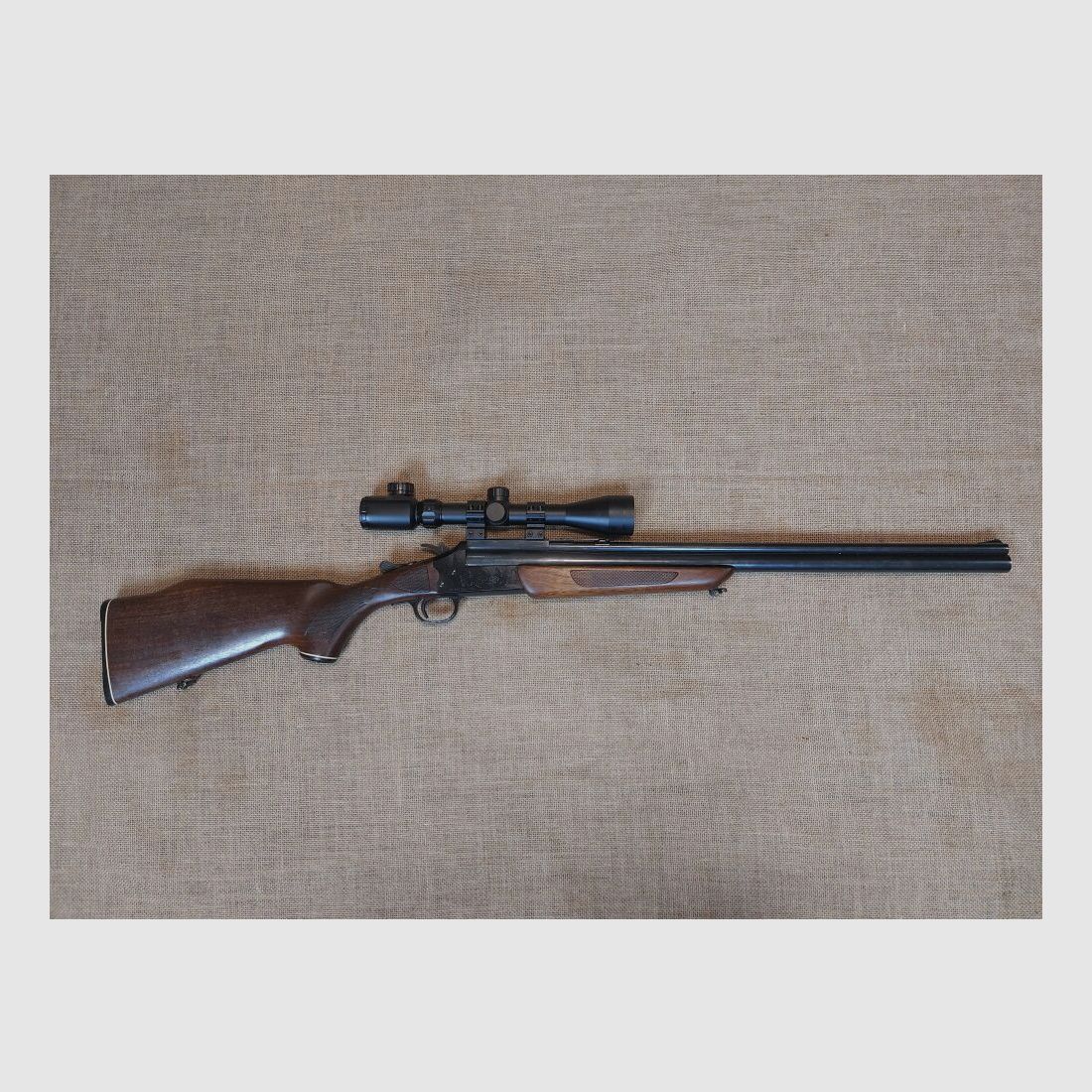 Savage, USA 24 J - DL