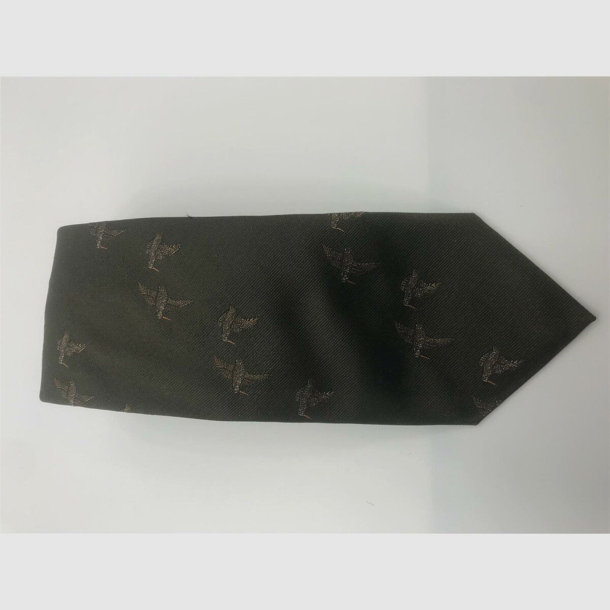 Robert Keyte tie 100% silk dark green motif snipe