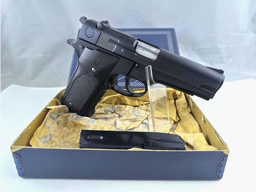 Pistolet Smith & Wesson Model 59 kal. 9mmP