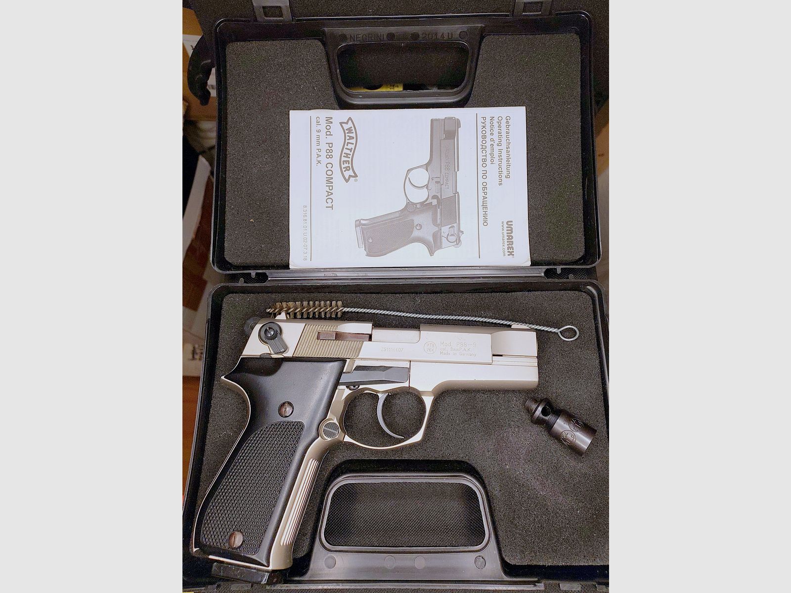 Walther P88-9 (P 88 Compact) pistola a salve 9mm P.A.K. nichelata (PTB 764) 3 magazine