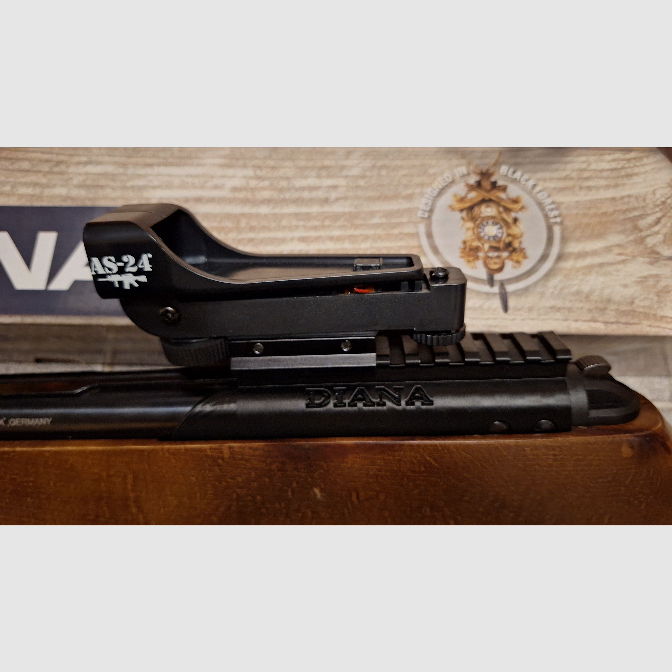 Diana Oktoberfestgewehr mit Reddot !