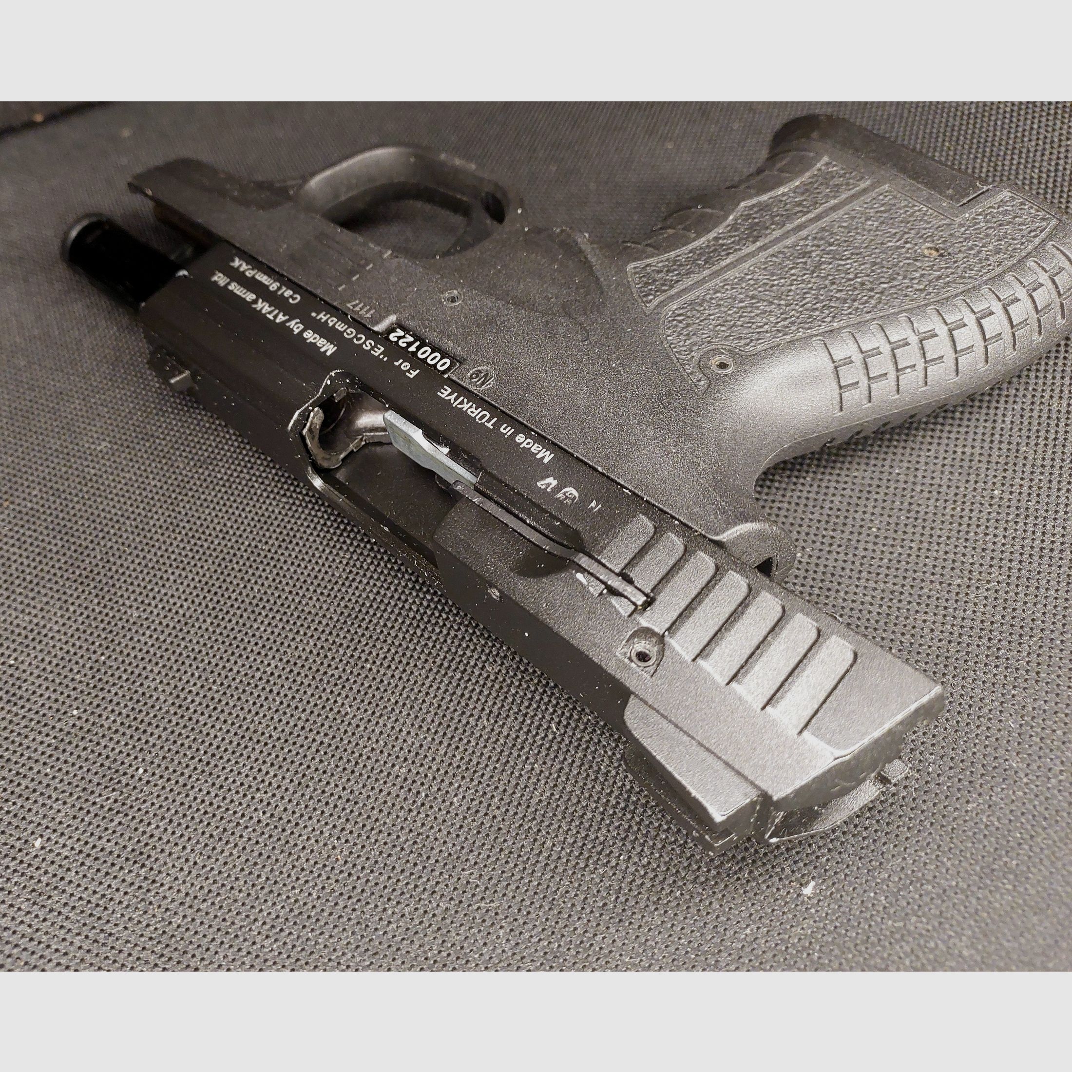 Zoraki 906 blank firing pistol 9mm P.A.K. (PTB 1012)