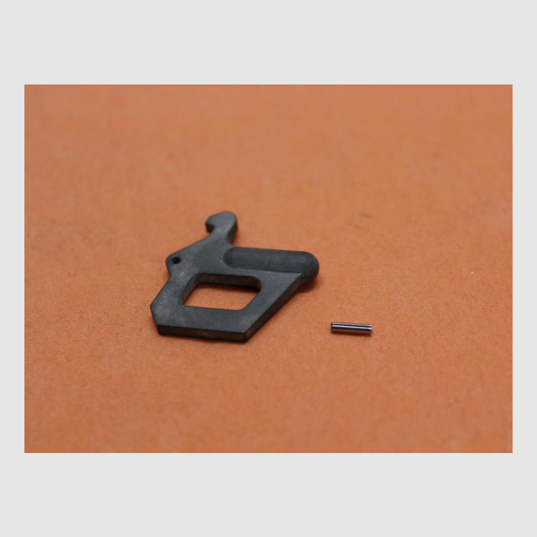 Precision Reflex Inc AR-15: Maniglia di carica Tactical PRI "Big Latch" (05-0041) Gancio per il cursore di tensione