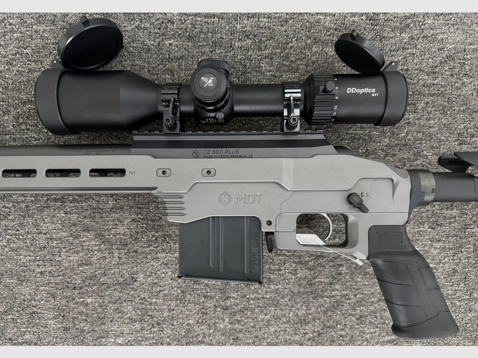 CZ 600+ MDT Grijs, 6,5mm Creedmoor met DDoptics NXT 2-20x50 - NIEUWE WAPEN