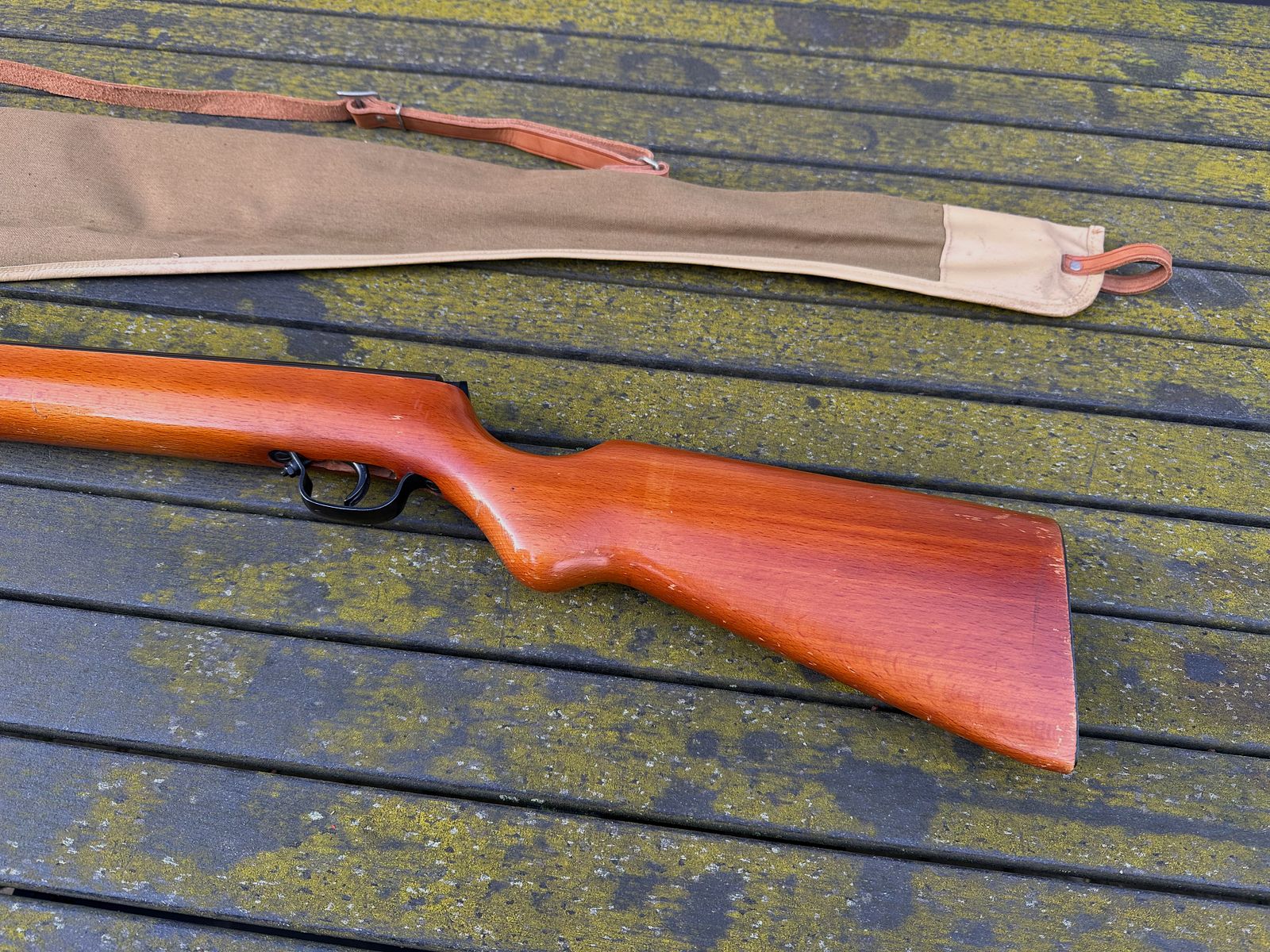 Fucile ad aria compressa DDR Haenel modello 303 con borsa