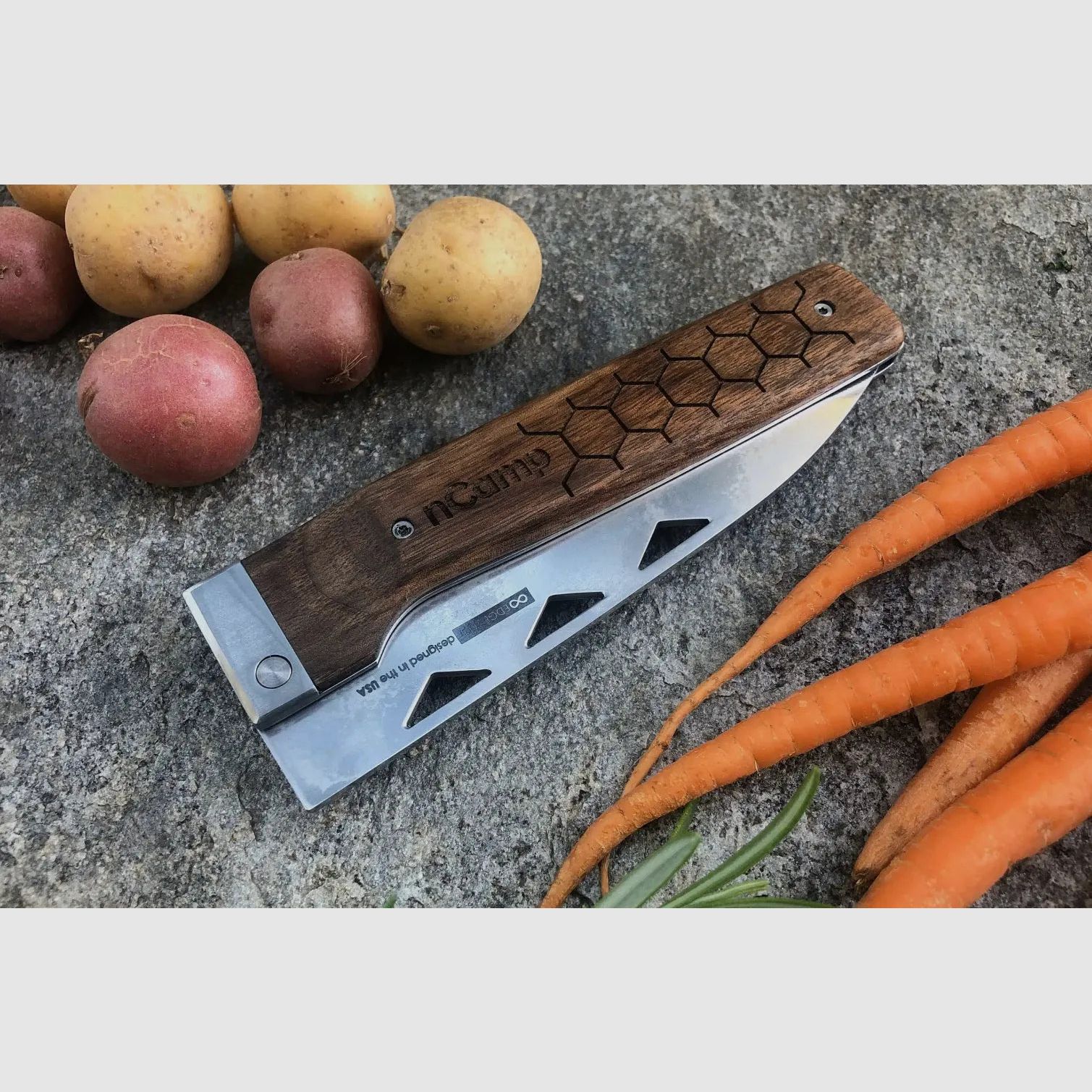 nCamp Elite Chefkochmesser (Damastklinge/Walnussholzgriff) mit Lederetui