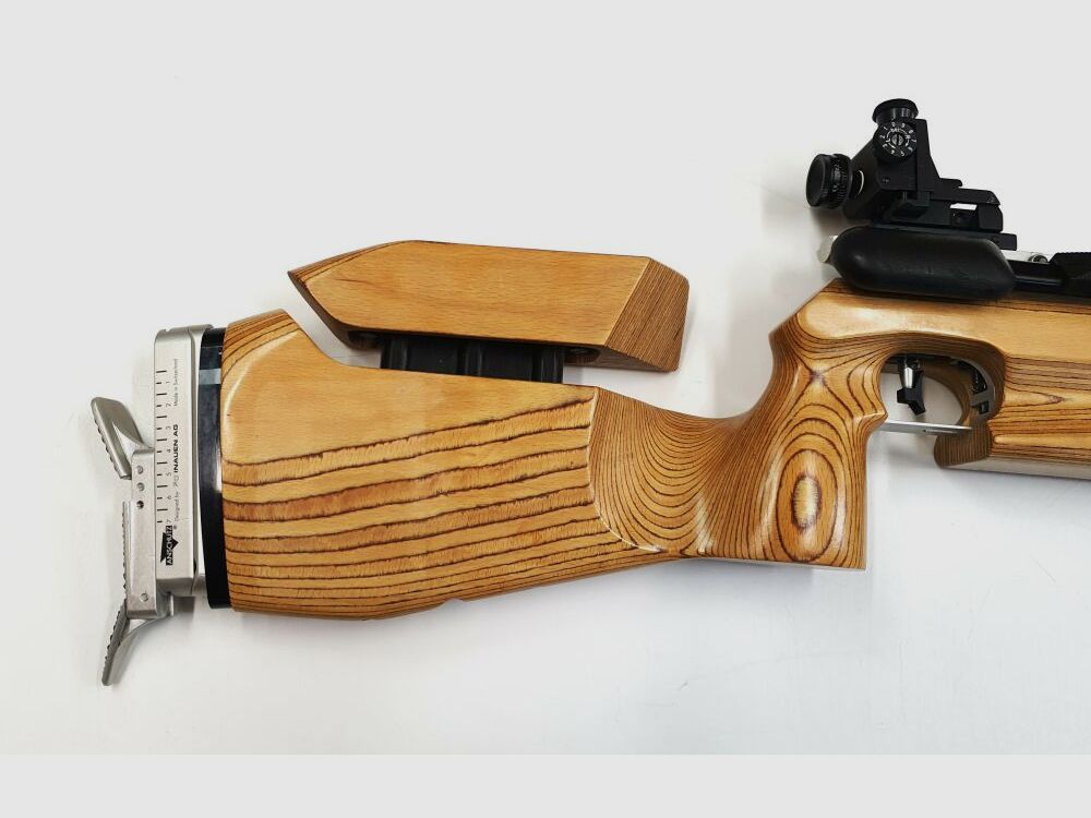 Feinwerkbau Oberndorf a. N. Feinwerkbau Luftgewehr Mod. 601, Kaliber 4,5 für rechts Schützen ; F im Fünfeck