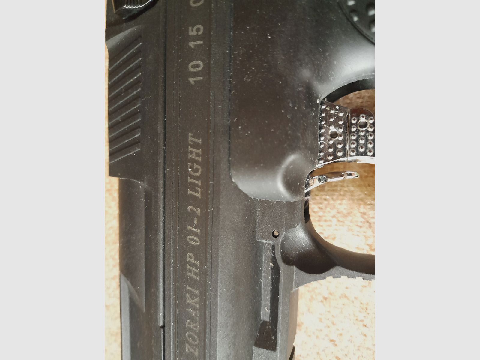 Pistolet à air comprimé Zoraki HP 01-2 Light avec silencieux ESC Death Wisper 15-34370