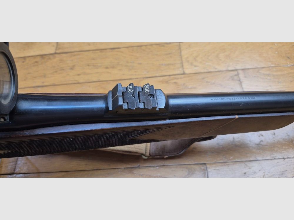 Bellissima carabina da grande caccia BRNO ZKK 602 — Cal. .375 H&H magnum — Caricatore 5 colpi (!) — Arma del 1985 — Cannocchiale Zeiss Jena ZF4 DDR 100% acciaio — Grande selvaggina e caccia africana Big Five — Legno molto bello — Eccellente meccanica — Fabbricazione di alta qualità — Condizioni quasi Premium — TBE+/TBE++, immagine 25 di 40