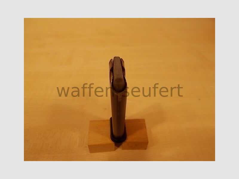 Anschütz magazine semi-automatic rifle 520/522 10P 22lr