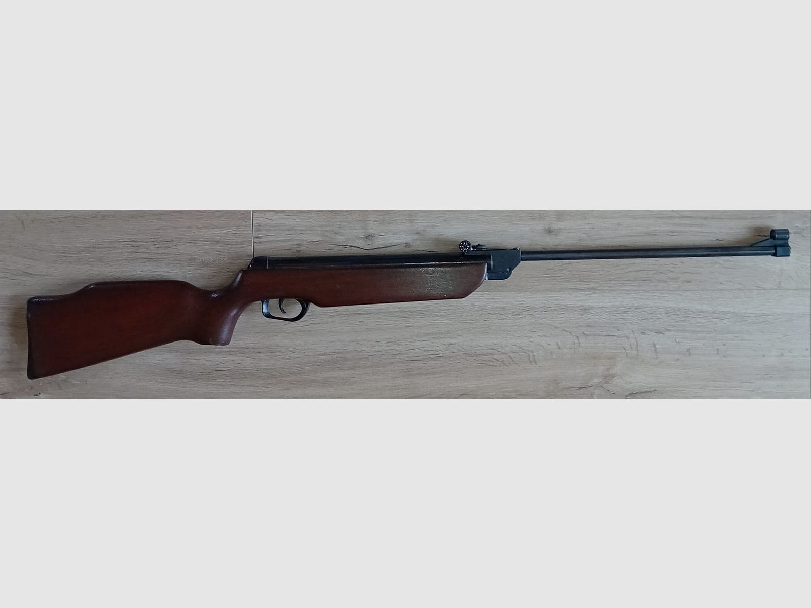 Fusil à air Elgamo Modèle 300