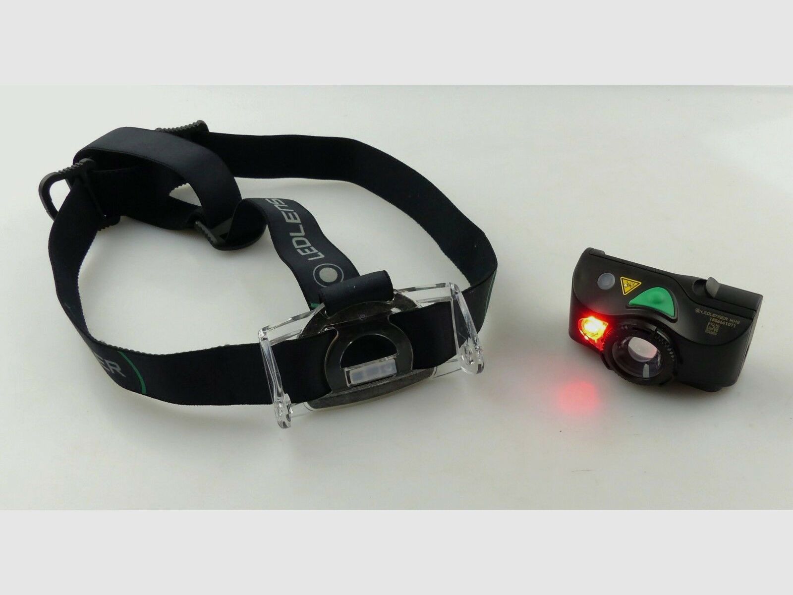 Ledlenser 500972 LED Kopflampe Stirnlampe MH8 Multicolor 600 Lumen Jagd Angeln