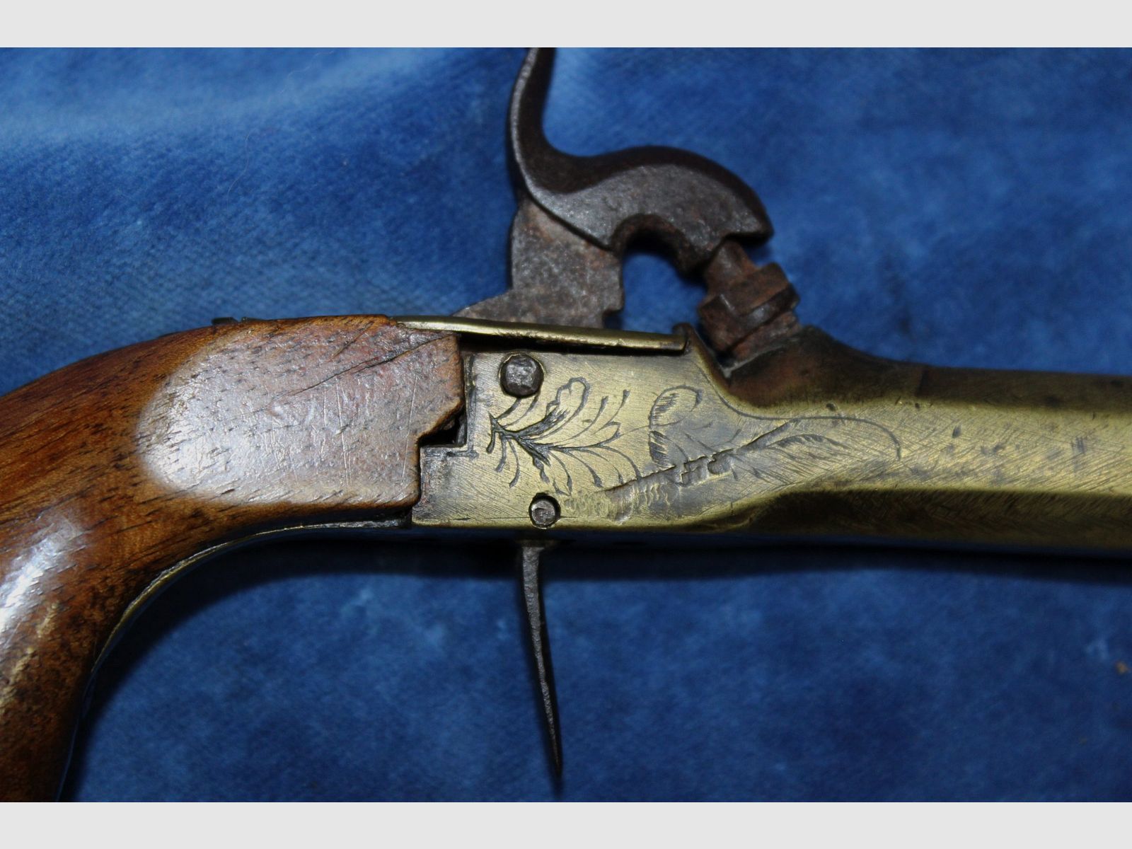 Pistolet belge à chargement par la bouche bronze (sans permis), image 5 sur 10
