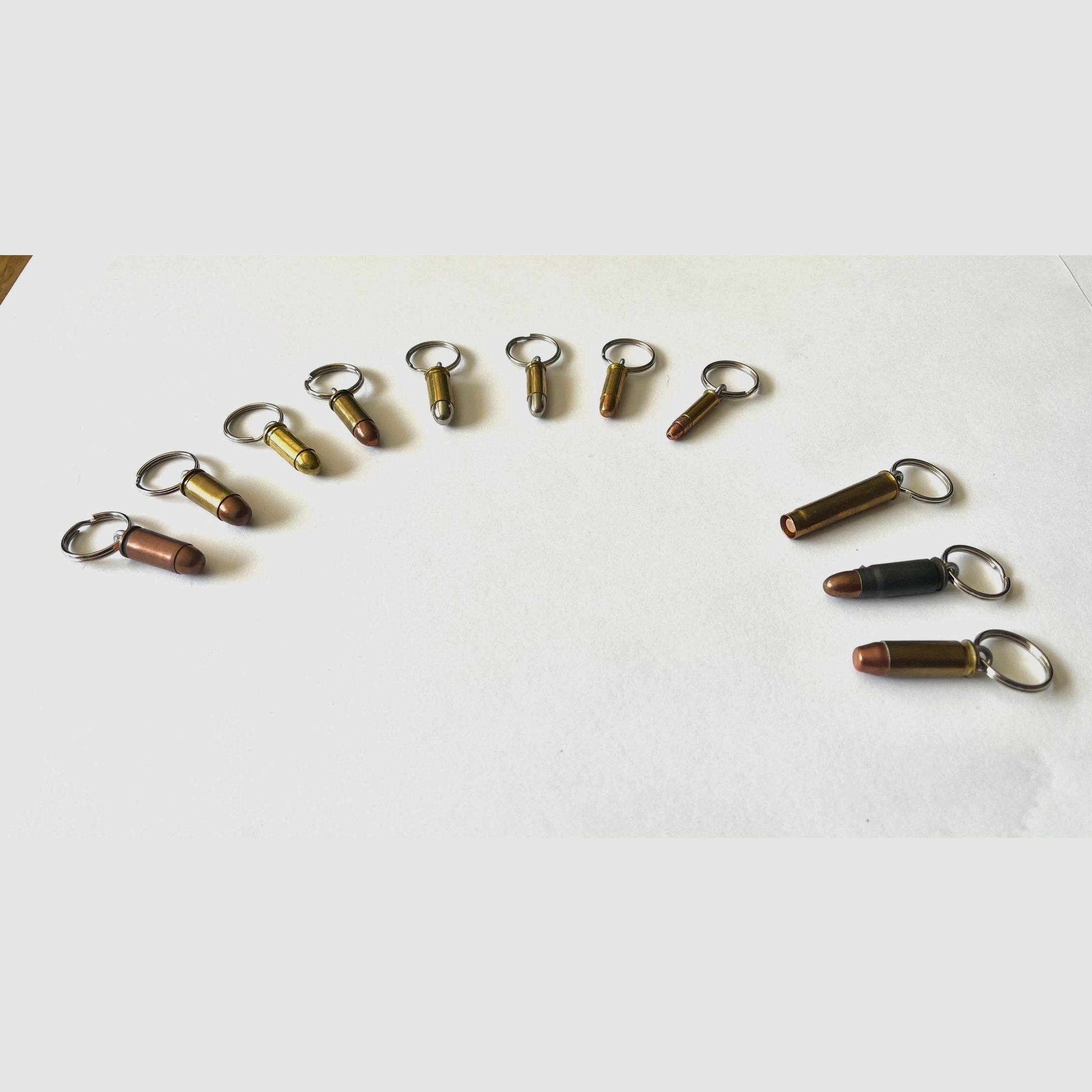 ••• Verschillende cartridges - sleutelhanger pistool •••, afbeelding 10 van 11