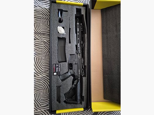 Begadi Sport M4 "NOVA" Daniel Defense RIS III S -GEN.5- inkl. Zubehör