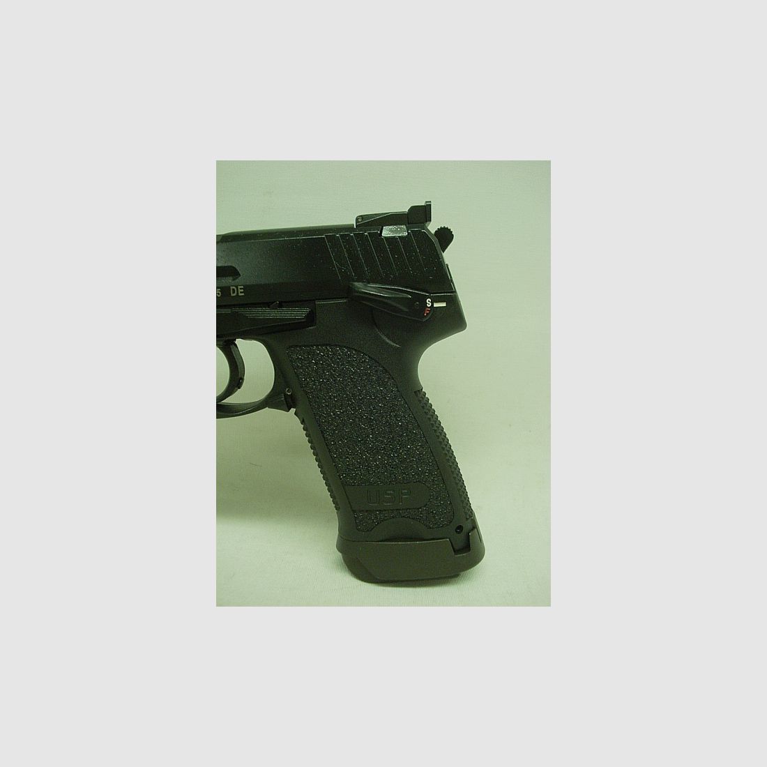 USP Elite Kal.9mmLuger - brüniert, 18Schuss