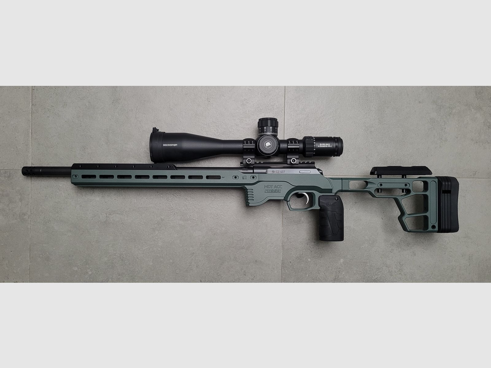 <CZ 457 Mtr 22lr - MDT ACC Gen 2 Chassis + Discovery Optics 5-25x56>