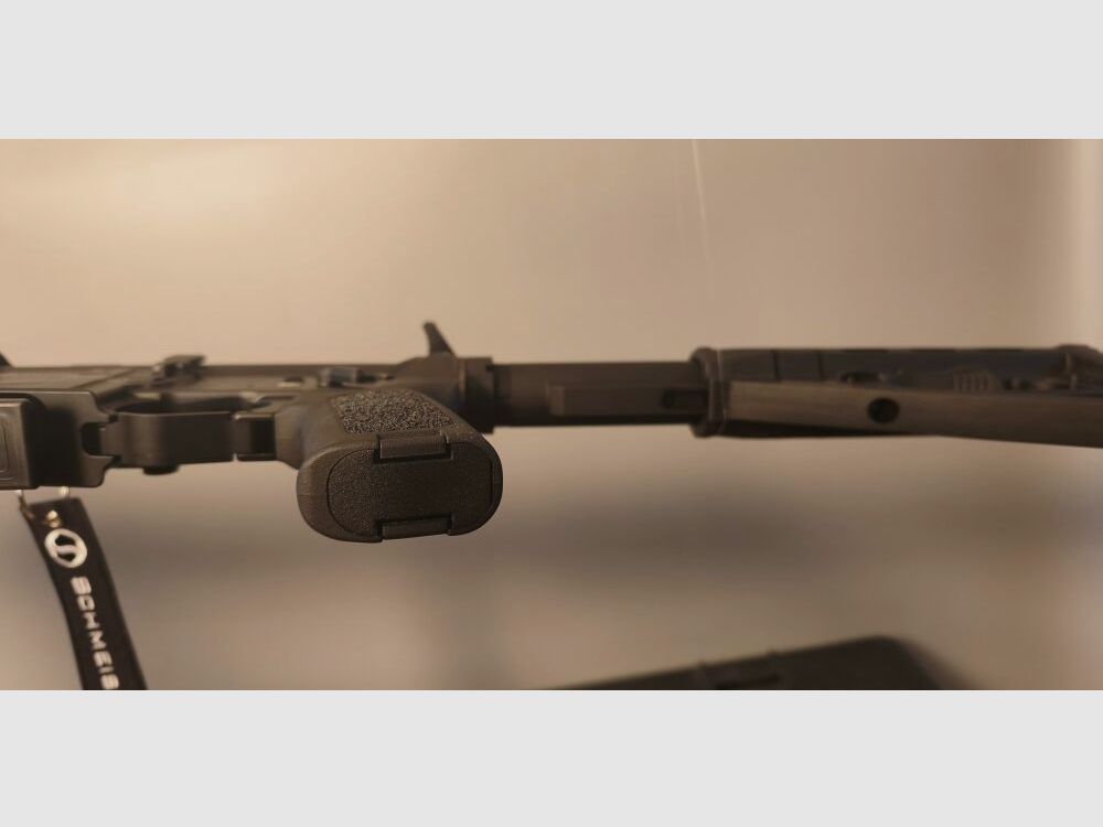 Schmeisser AR15-9 S4F SD Integralgedämpft 9,92" Lauf 9mmLuger