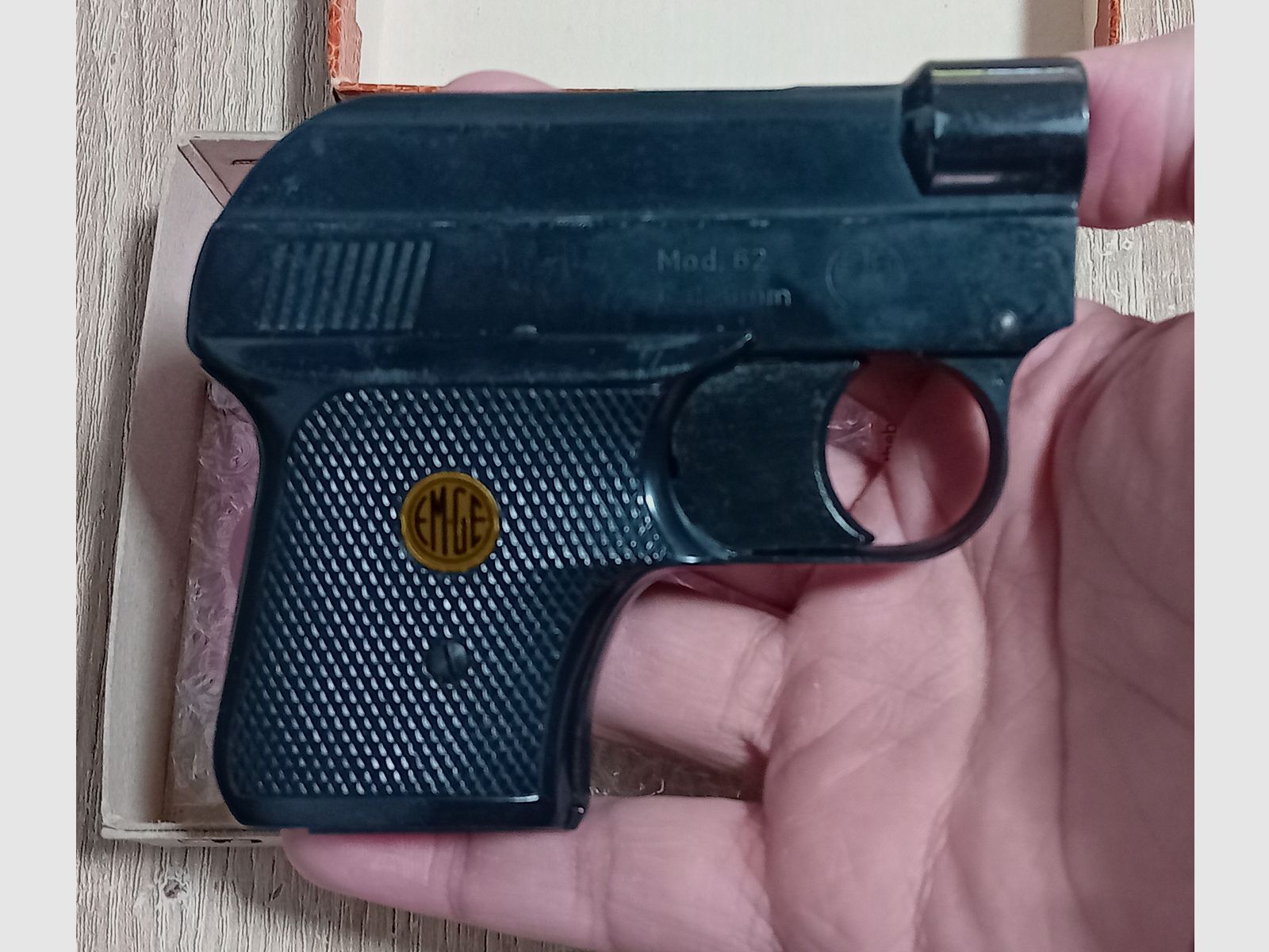 Zeldzame EM-GE Mod. 62 in kal. 6 mm Knall Flobert met verpakking!