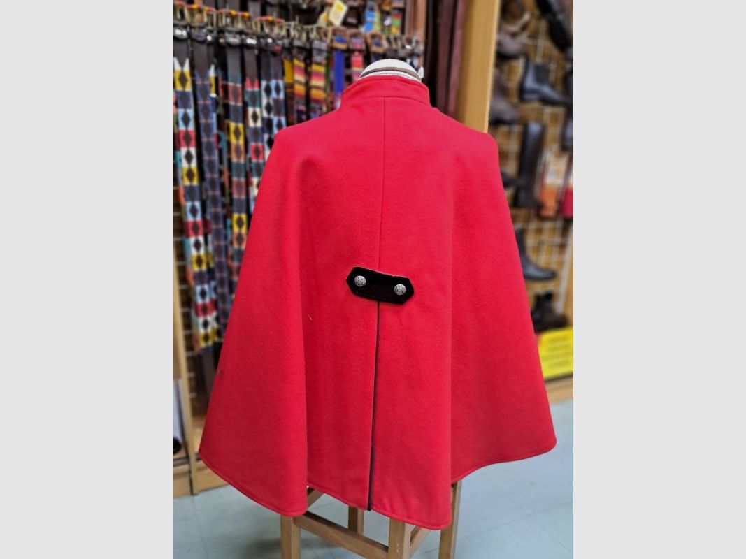 Cape Femme Rouge, image 1 sur 3