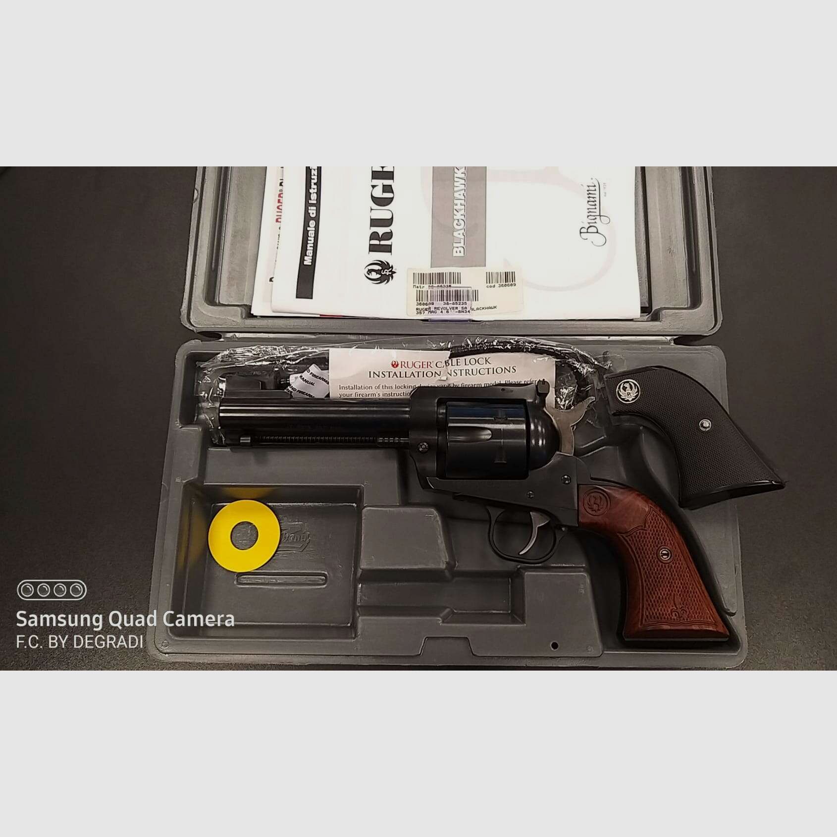RUGER BLACK HAWK 357 MAG. 4,6”, zdjęcie 1 z 5