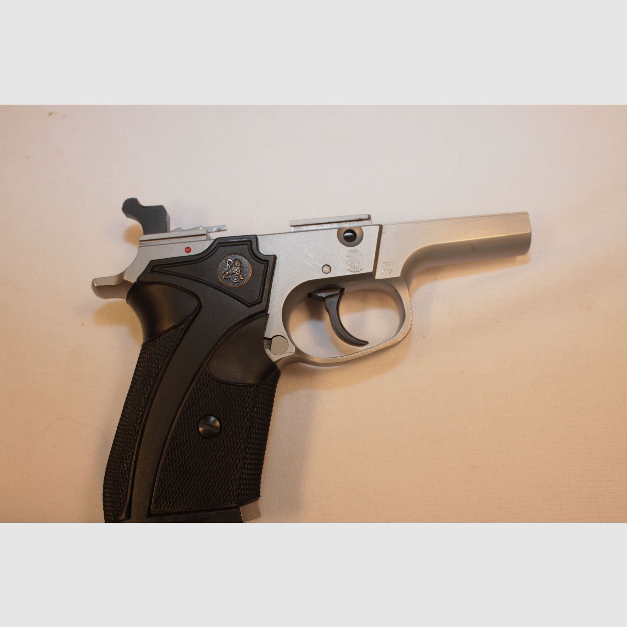 S&W Modell 5906.