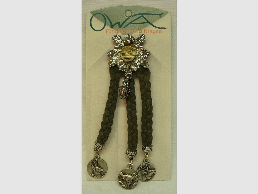 Cord plug with acorn - with chamois, capercaillie & deer