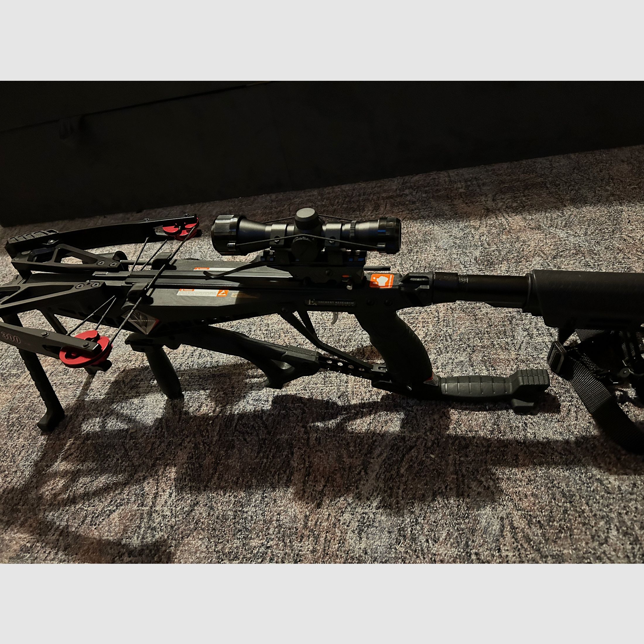 EK ARCHERY Siège - 300 fps / 150 lbs - Arbalète