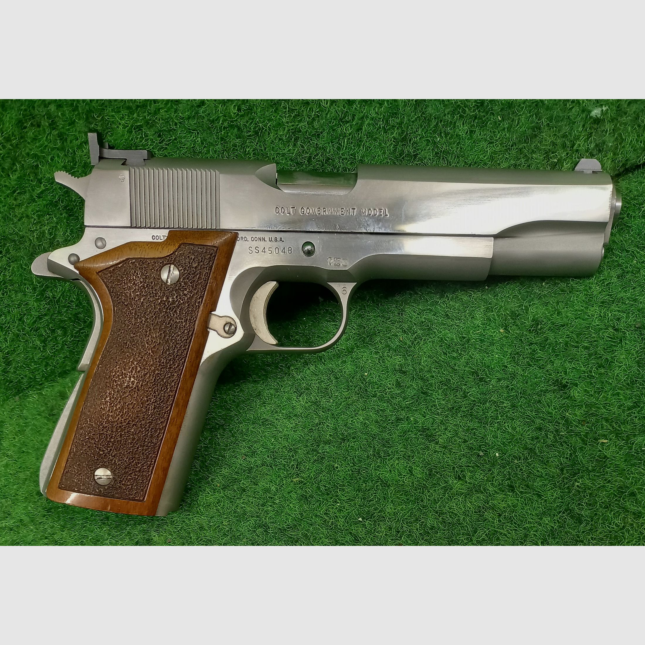 Colt Government MKIV in stainless steel, caliber .45 ACP