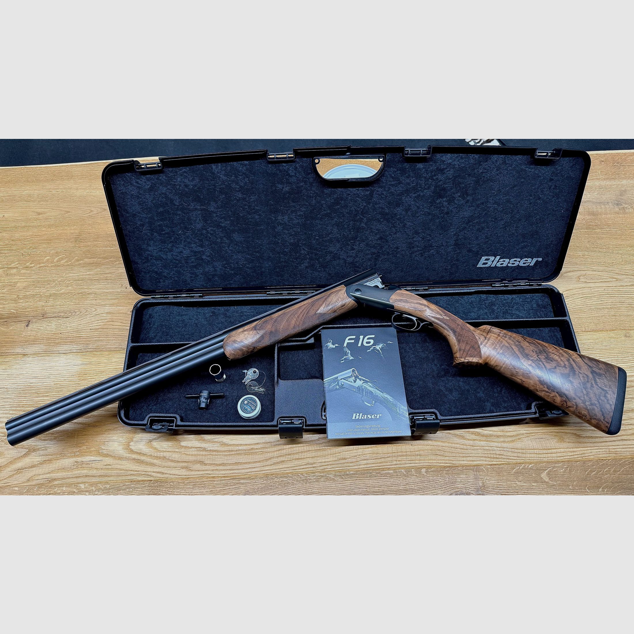 Bockdoppelflinte Blaser F16 Game / HK 7 / mattes Finish / 12/76 / Logo silber / Basküle stahlgrau / LL 71 cm