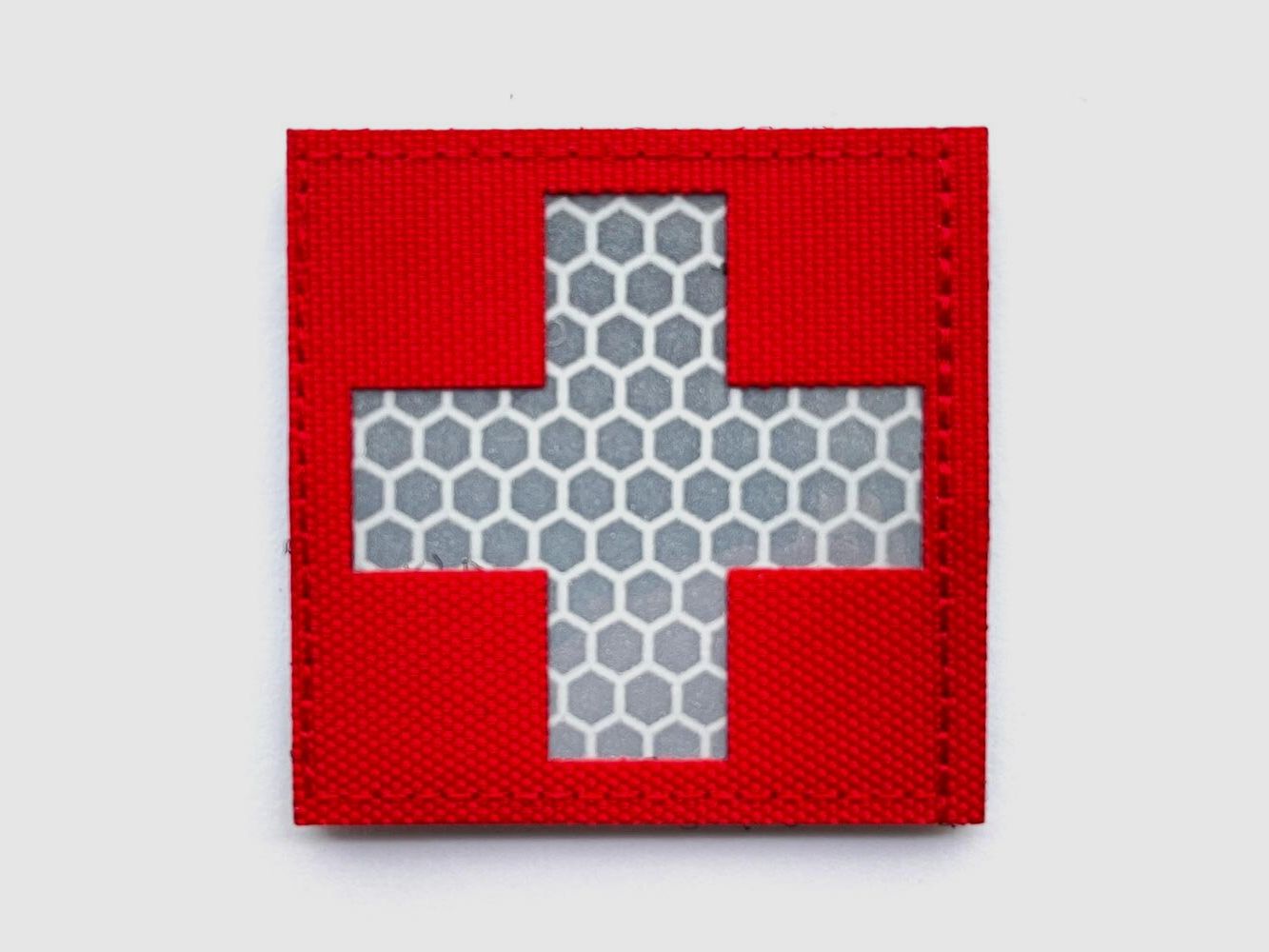 Medic Reflective Patch Rot Weiß