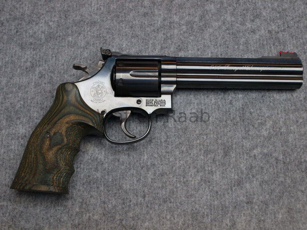 Smith & Wesson Smith & Wesson 586 - 4 Target Champion