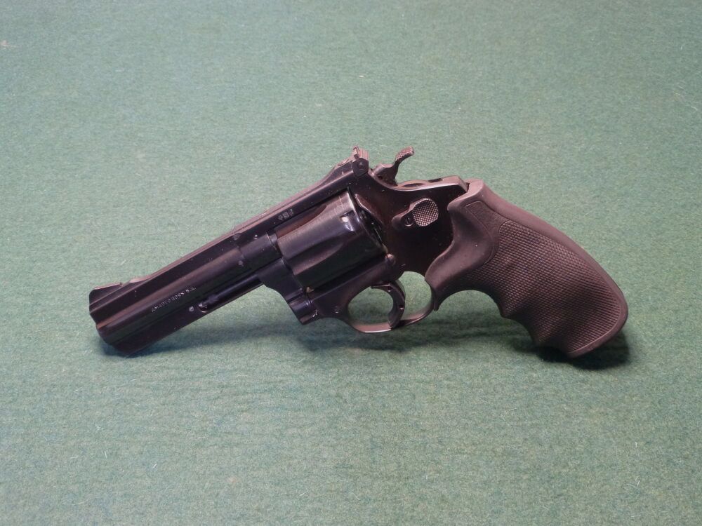 Rossi	 971