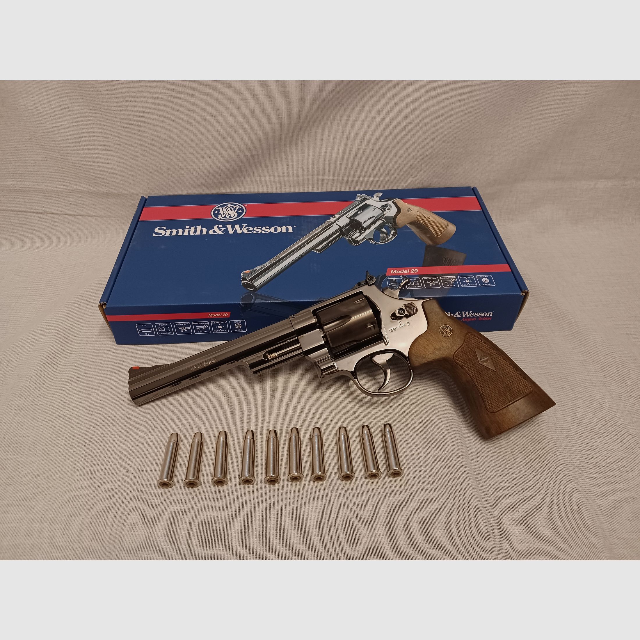 Smith & Wesson M29 - 6,5" / acabado brillante / 4,5 mm Diabolo / CO2 / Revólver / OVP (106)