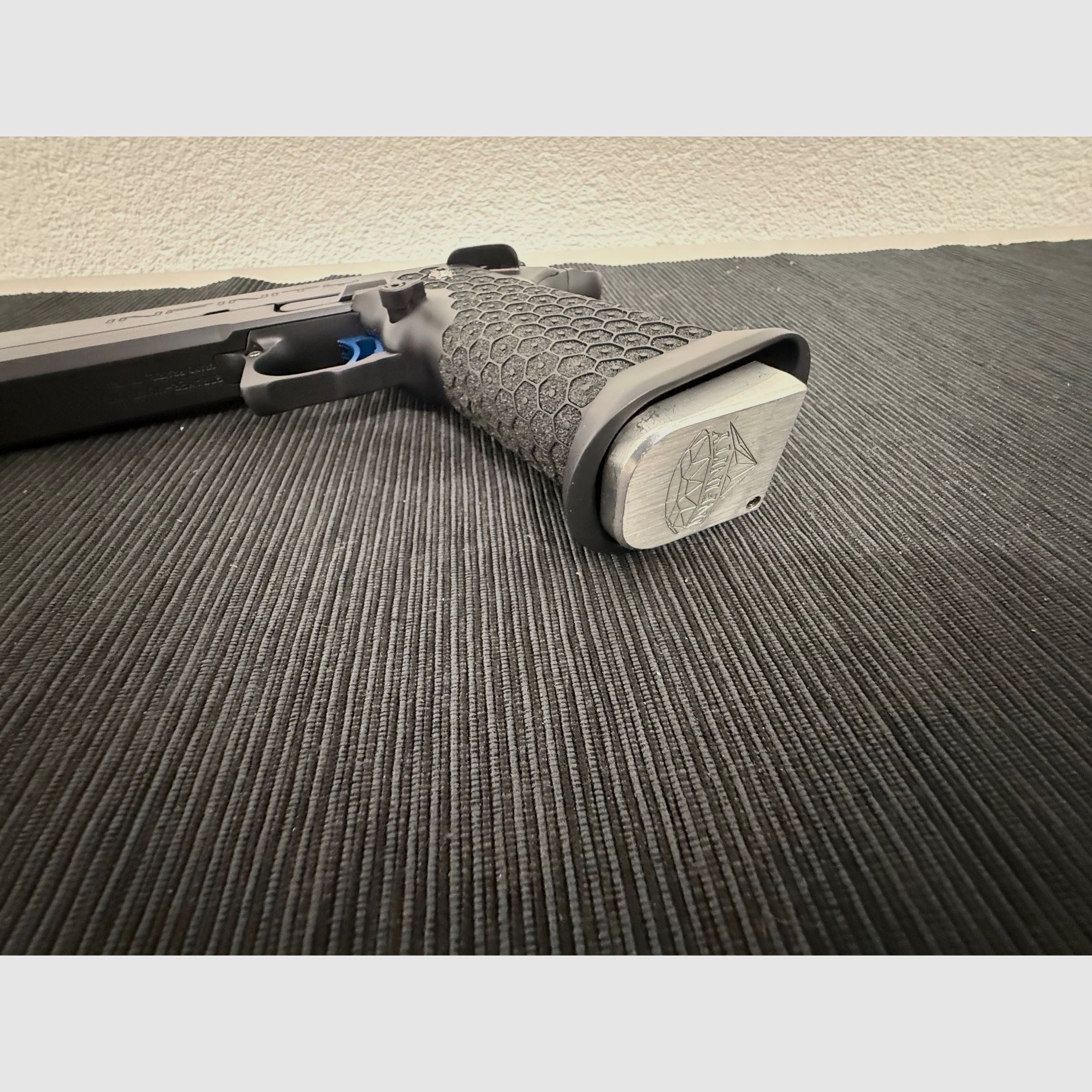 Strayer-Voigt Infinity Kaliber .40SuW incl. Wechsellauf 9mmLuger IPSC