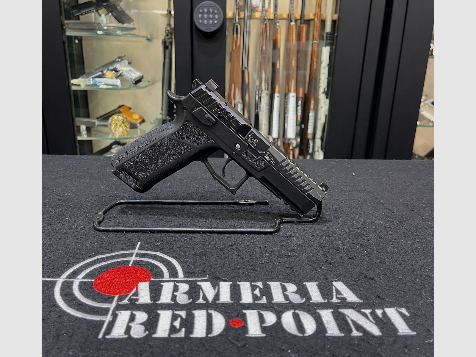 CZ P10 NOCTURNE, Bild 3 von 9