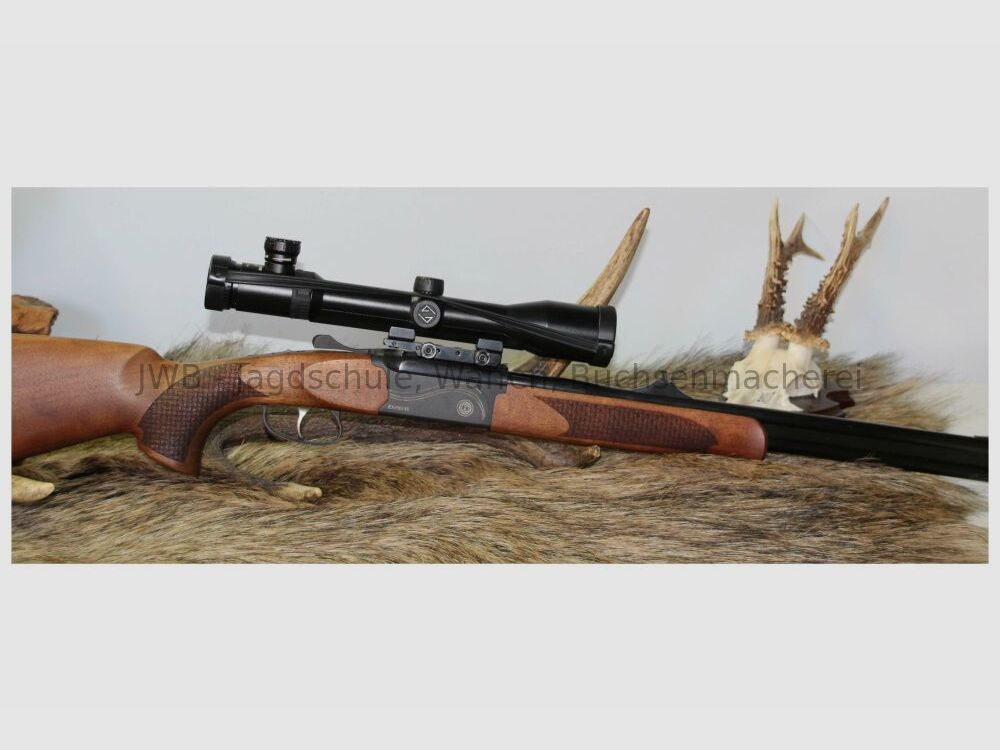 BDB Brno Express con Zeiss Varipoint 1,5 - 6 x 42 .30RBlaser